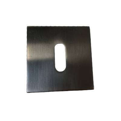 Paire de rosaces carrées clé L (CC), graphite mat